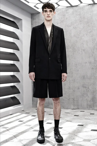 Look 4
